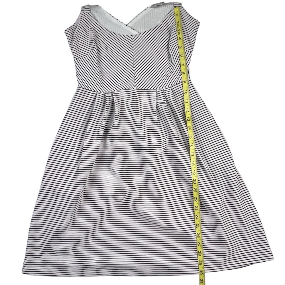 Anthropology White Black Strip Postage Stamp 9-H15 STCL A-Line Scoop Dress Sz:M - Picture 9 of 12